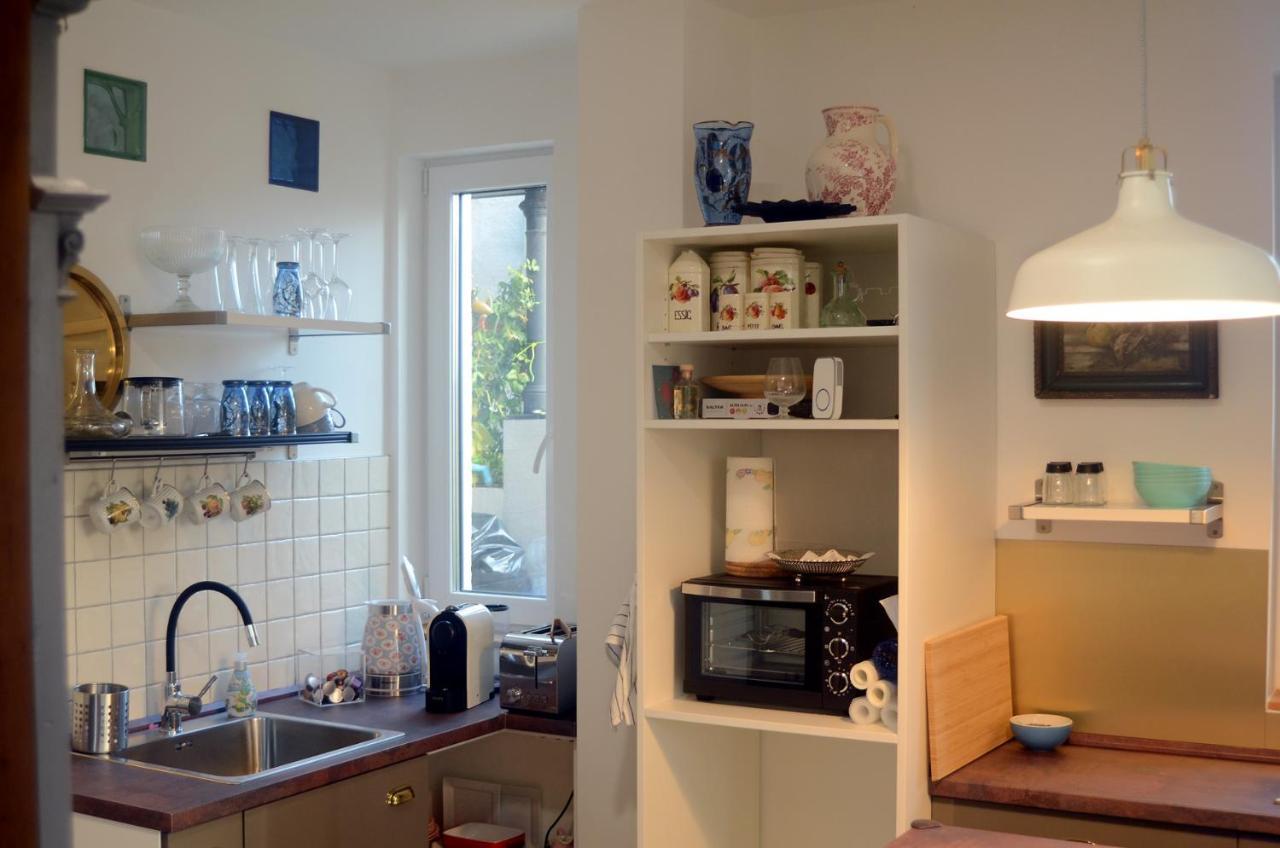 Filia Apartman Егер Екстериор снимка