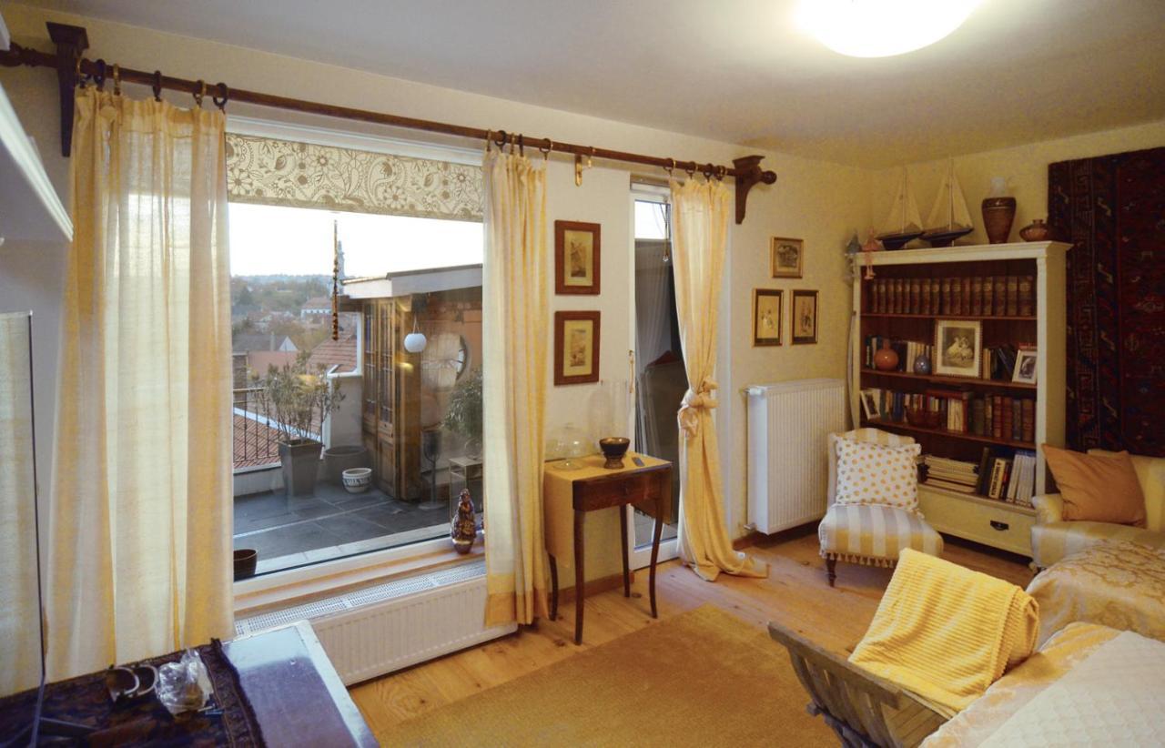 Filia Apartman Егер Екстериор снимка